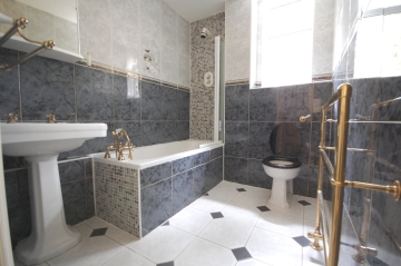 Four bedroom townhouse