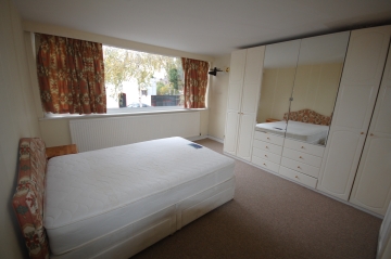 Four bedroom townhouse