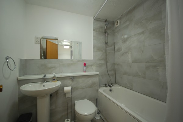 Two bed flat set in a private gated development