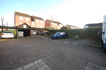 One-Bedroom First Floor Flat with Parking