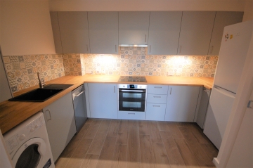 Executive one bedroom apartment