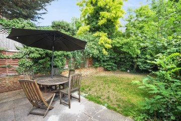 Four bedroom townhouse